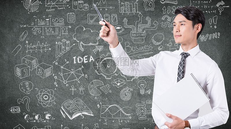 少儿编程教师技能要求的解码：从课程设计到教学实践