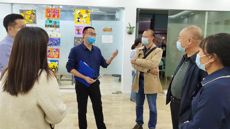 家庭教育指导师证与心理咨询师：两者的区别与职业定位